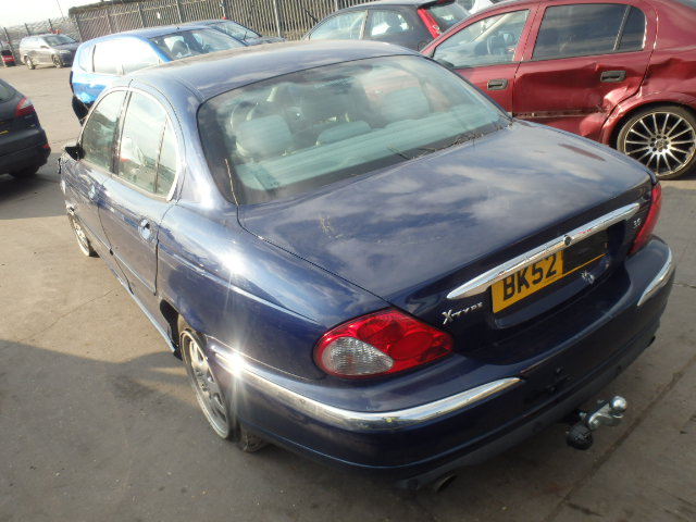 Breaking JAGUAR X-TYPE, X-TYPE V6 Secondhand Parts 