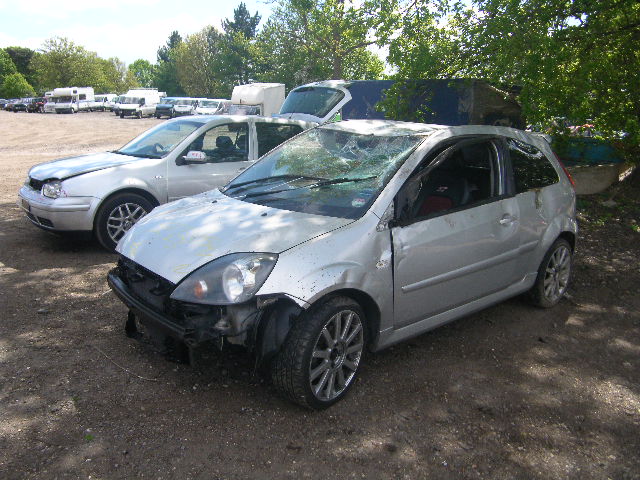 FORD FIESTA Breakers, ST Parts 