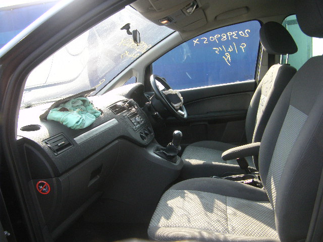 FORD FOCUS Dismantlers, FOCUS C-MAX Car Spares 