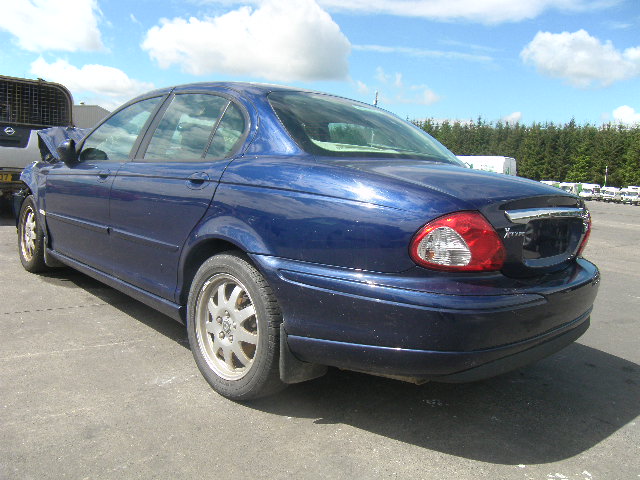 Breaking JAGUAR X-TYPE, X-TYPE CLASSIC Secondhand Parts 