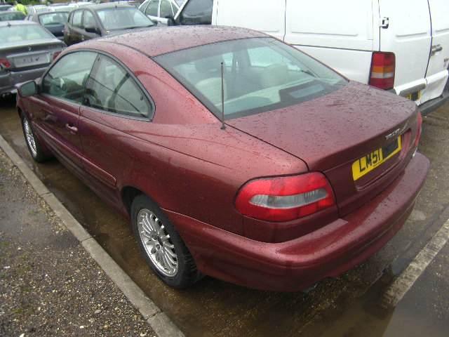 Breaking Volvo C70, C70 20V LP Secondhand Parts 