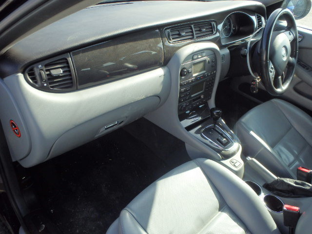 JAGUAR X-TYPE Dismantlers, X-TYPE SPR Car Spares 
