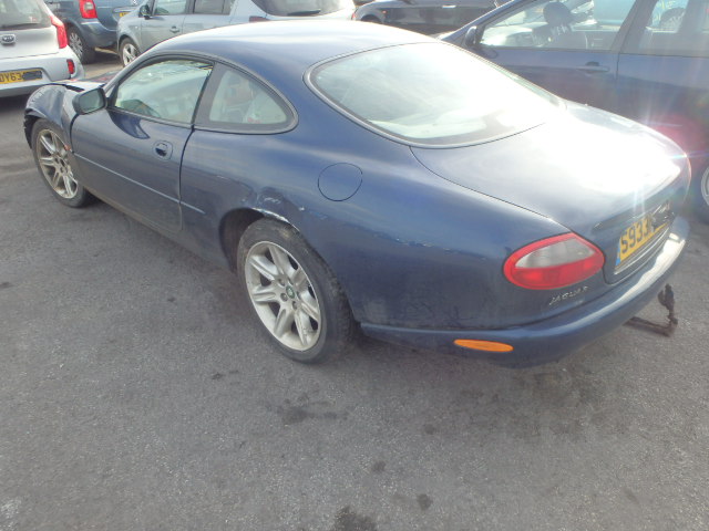 Breaking JAGUAR XK, XK 8 COUPE Secondhand Parts 