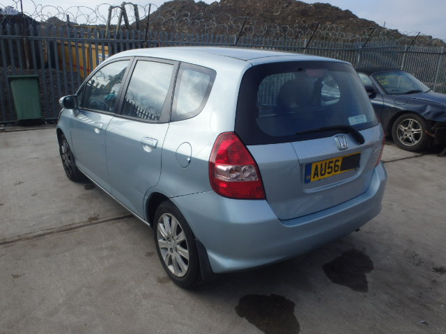 Breaking HONDA JAZZ, JAZZ SE CV Secondhand Parts 