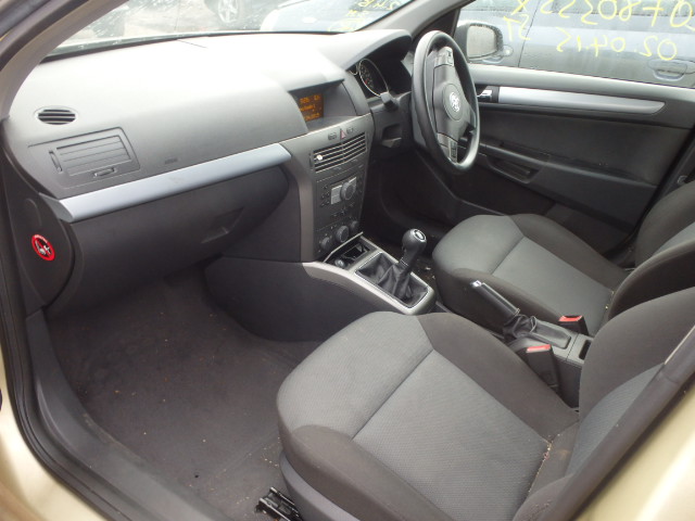 VAUXHALL ASTRA Dismantlers, ASTRA CLUB Car Spares 