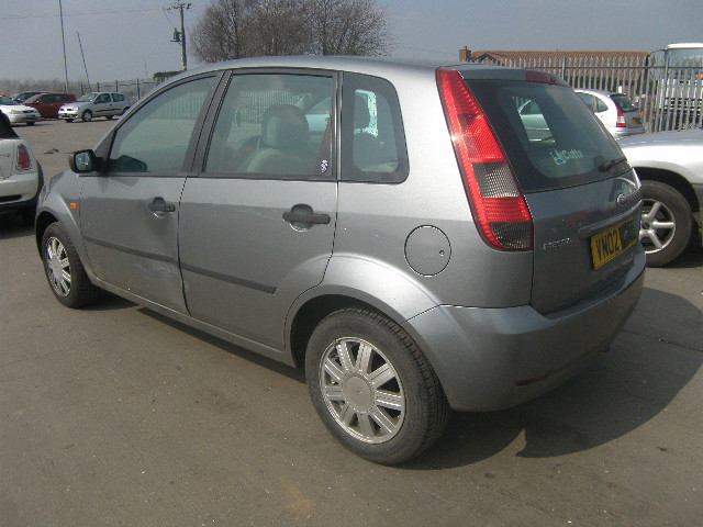 Breaking FORD FIESTA, FIESTA GHIA Secondhand Parts 