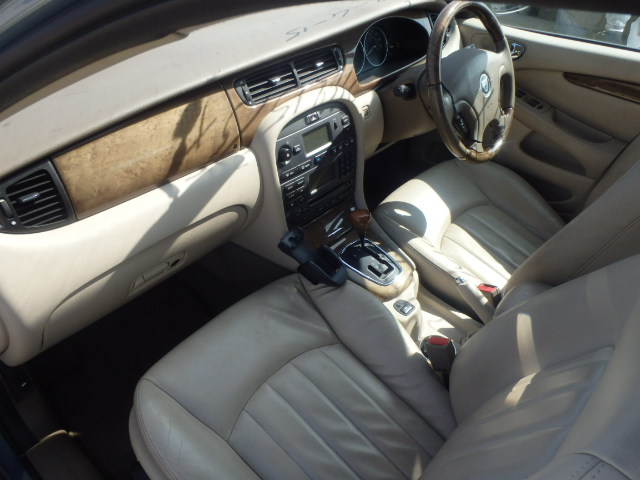 JAGUAR X-TYPE Dismantlers, X-TYPE V6 Car Spares 