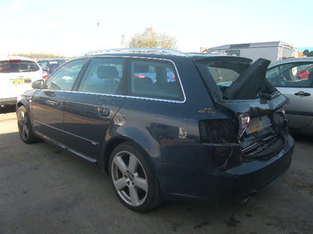 Breaking AUDI A4, A4 S LINE Secondhand Parts 