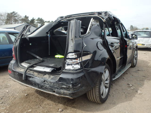 MERCEDES ML300 Dismantlers, ML300 SPOR Used Spares 