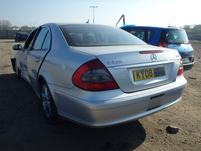 Breaking MERCEDES E, E RZ E220 AVANT Secondhand Parts 