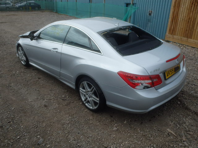 Breaking MERCEDES E, E RZ E250 BLUEF Secondhand Parts 