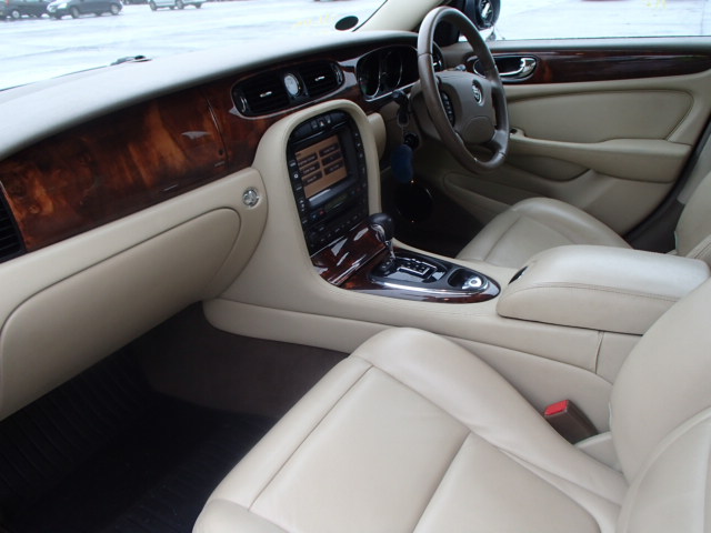 JAGUAR XJ6 Dismantlers, XJ6 V6 AUTO Car Spares 