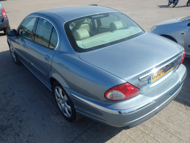 Breaking JAGUAR X-TYPE, X-TYPE V6 Secondhand Parts 