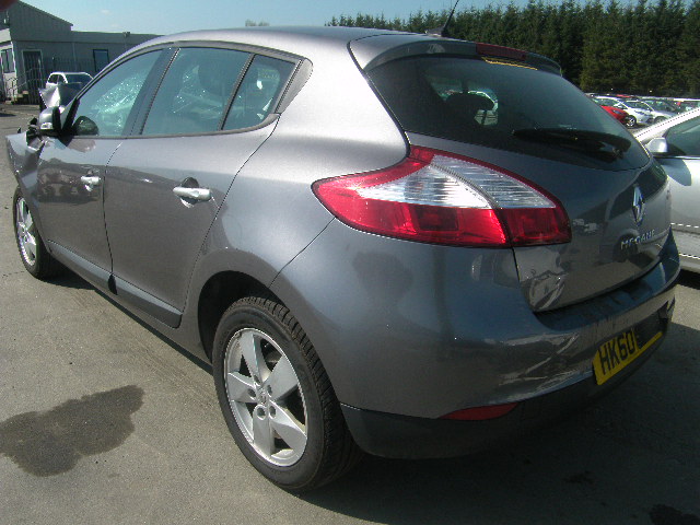 Breaking RENAULT MEGANE, MEGANE DYNAMIQUE Secondhand Parts 