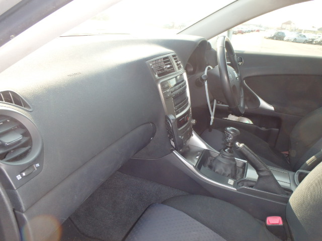 LEXUS IS220 Dismantlers, IS220 IS 220D Car Spares 