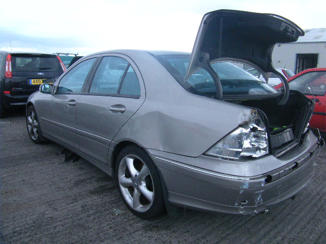 Breaking MERCEDES C220, C220 CDI A Secondhand Parts 