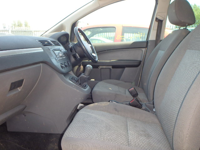 FORD FOCUS Dismantlers, FOCUS C-MAX Car Spares 