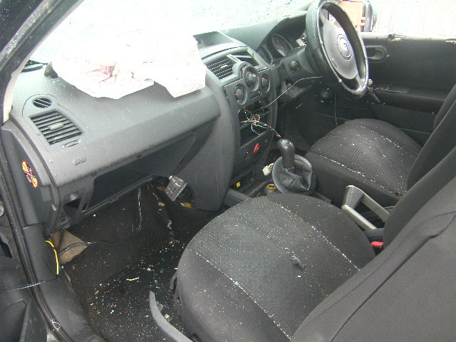 RENAULT MEGANE Dismantlers, MEGANE EXTREME Car Spares 