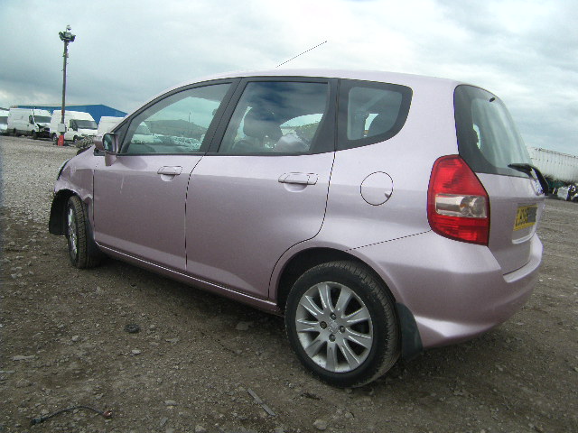 Breaking HONDA JAZZ, JAZZ SE CV Secondhand Parts 