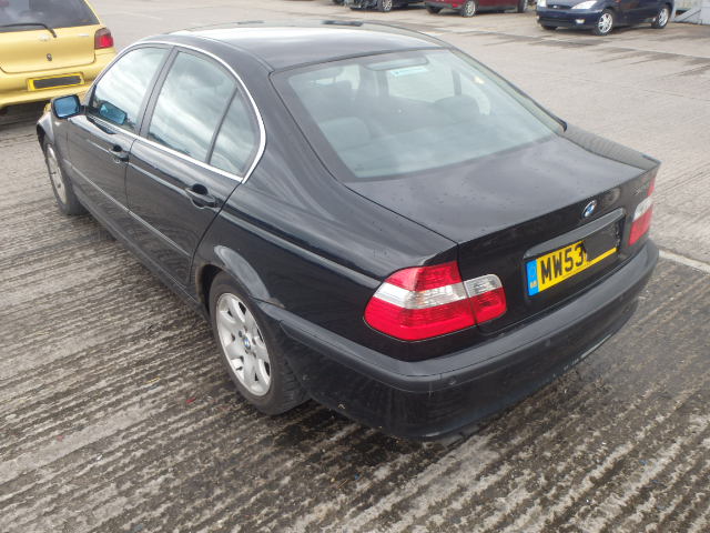 Breaking BMW 320, 320 I SE AUTU Secondhand Parts 