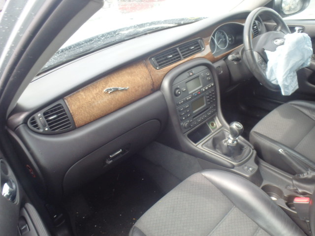 JAGUAR X-TYPE Dismantlers, X-TYPE S D Car Spares 