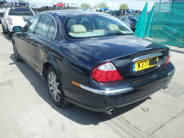 Breaking JAGUAR S TYPE, S TYPE S-TYPE V6 Secondhand Parts 