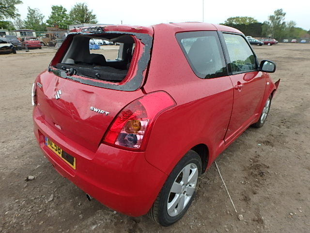 SUZUKI SWIFT Dismantlers, SWIFT GLX Used Spares 