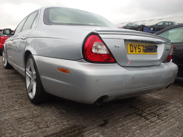 Breaking JAGUAR XJ, XJ SOVEREIGN Secondhand Parts 