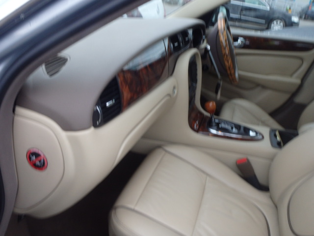 JAGUAR XJ Dismantlers, XJ SOVEREIGN Car Spares 