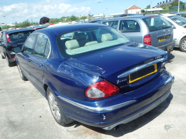 Breaking JAGUAR X-TYPE, X-TYPE V6 Secondhand Parts 