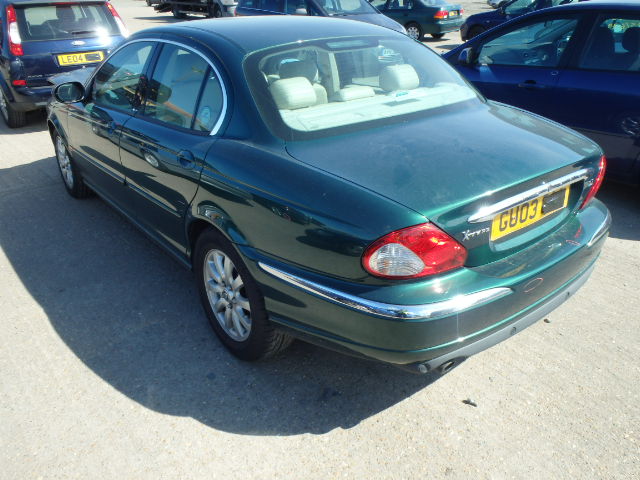 Breaking JAGUAR X-TYPE, X-TYPE V6 Secondhand Parts 