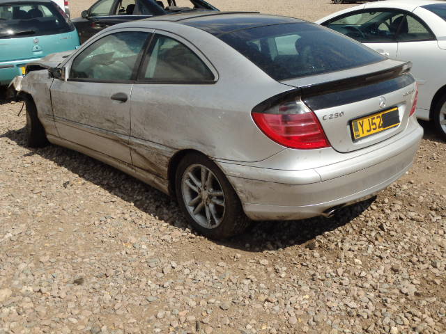 Breaking MERCEDES C230, C230 KOMPR Secondhand Parts 