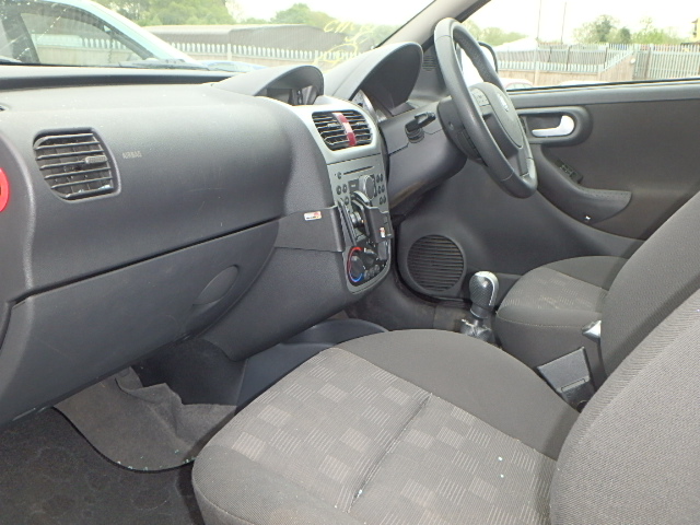 VAUXHALL CORSA Dismantlers, CORSA SXI Car Spares 