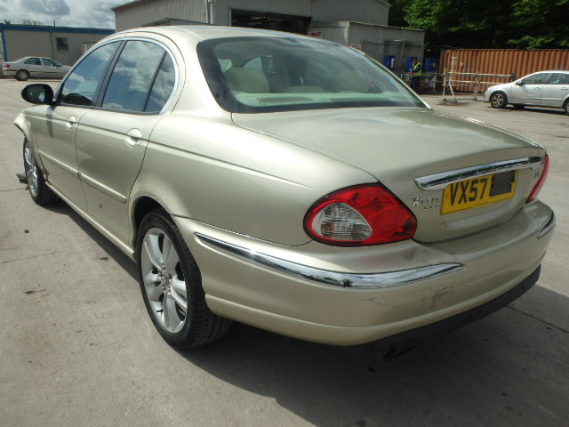 Breaking JAGUAR X-TYPE, X-TYPE SE Secondhand Parts 