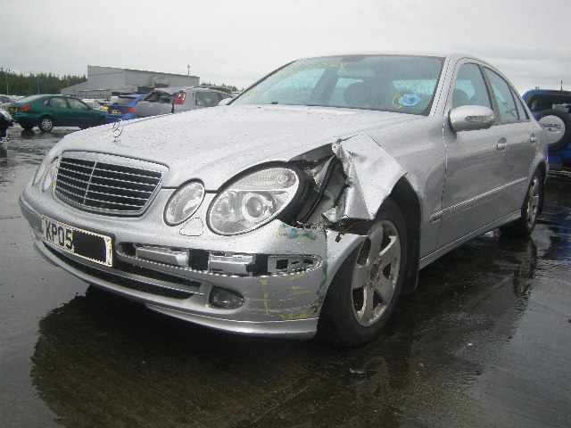 MERCEDES E270 Breakers, CDI A Parts 