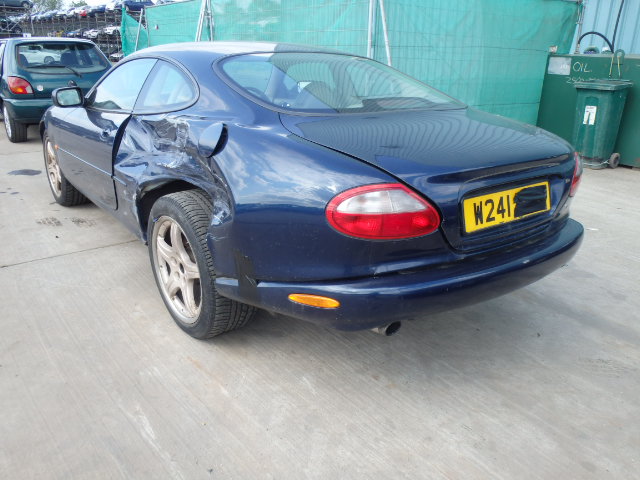 Breaking JAGUAR XK, XK 8 COUPE Secondhand Parts 