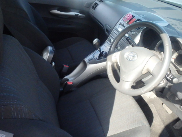 TOYOTA AURIS Dismantlers, AURIS TR V Car Spares 