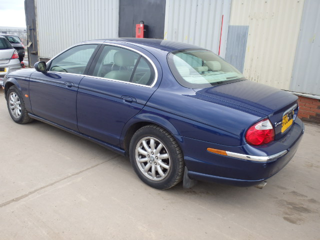Breaking JAGUAR S TYPE, S TYPE S-TYPE V6 Secondhand Parts 