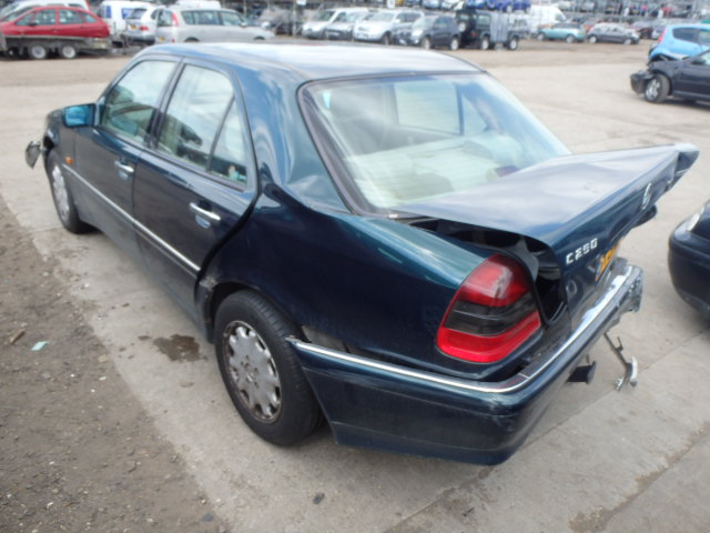 Breaking MERCEDES C CLASS, C CLASS 250 ELEGA Secondhand Parts 