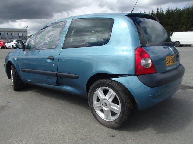 Breaking RENAULT CLIO, CLIO DYNAMIQUE Secondhand Parts 