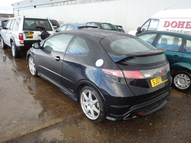 Breaking HONDA CIVIC, CIVIC TYPE R Secondhand Parts 