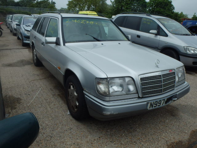 MERCEDES E200 Breakers, E200 AUTO Reconditioned Parts 