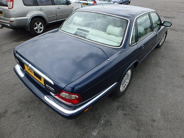 JAGUAR XJ Dismantlers, XJ 8 AUTO Used Spares 