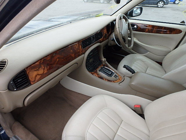 JAGUAR XJ Dismantlers, XJ 8 AUTO Car Spares 