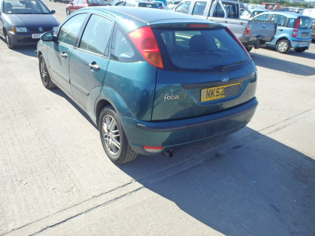 Breaking FORD FOCUS, FOCUS LX AUTO Secondhand Parts 