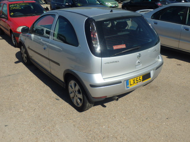 Breaking VAUXHALL CORSA, CORSA SXI Secondhand Parts 