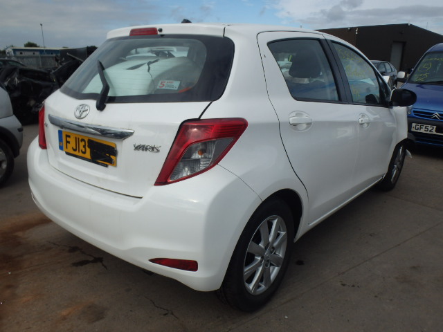 TOYOTA YARIS Dismantlers, YARIS TR V Used Spares 