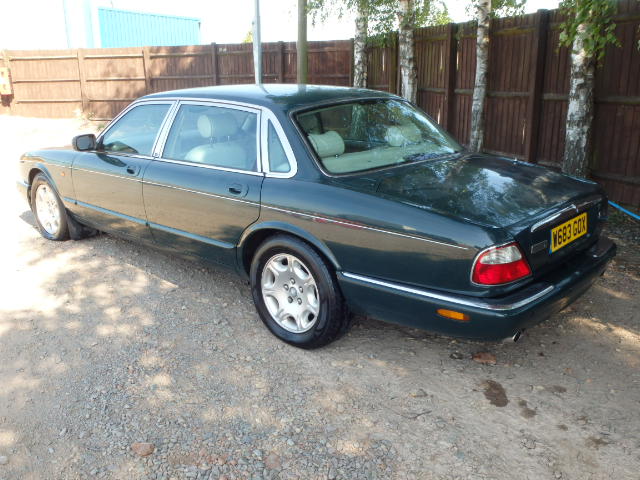 Breaking JAGUAR SOVEREIGN, SOVEREIGN  Secondhand Parts 