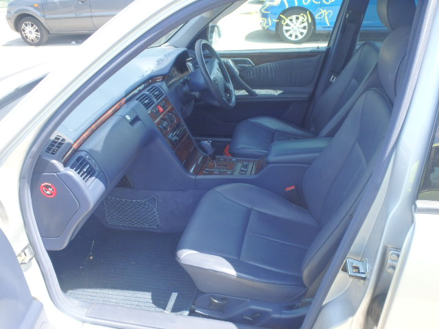 MERCEDES E Dismantlers, E RZ E320 CDI C Car Spares 