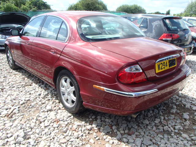 Breaking JAGUAR S TYPE, S TYPE S-TYPE V6 Secondhand Parts 